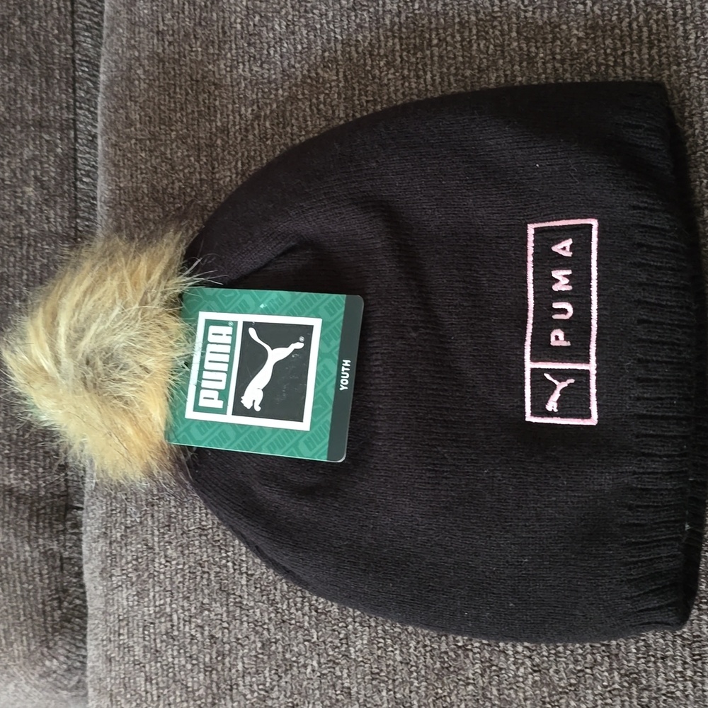 PUMA BRAND SIGNATURE GIRLS YOUTH SIZE BLACK & PINK WINTER STOCKING CAP BEANIE
